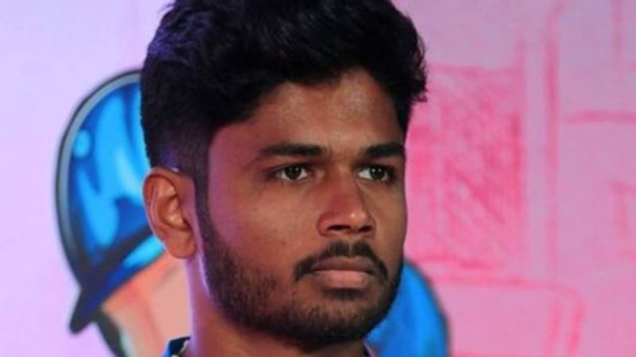 Vijay Hazare Trophy : സഞ്ജു സാംസണും പുറത്ത്; മഹാരാഷ്ട്രക്കെതിരെ കേരളം വിയര്ക്കുന്നു Vijay Hazare Trophy : സഞ്ജു സാംസണും പുറത്ത്; മഹാരാഷ്ട്രക്കെതിരെ കേരളം വിയര്ക്കുന്നു