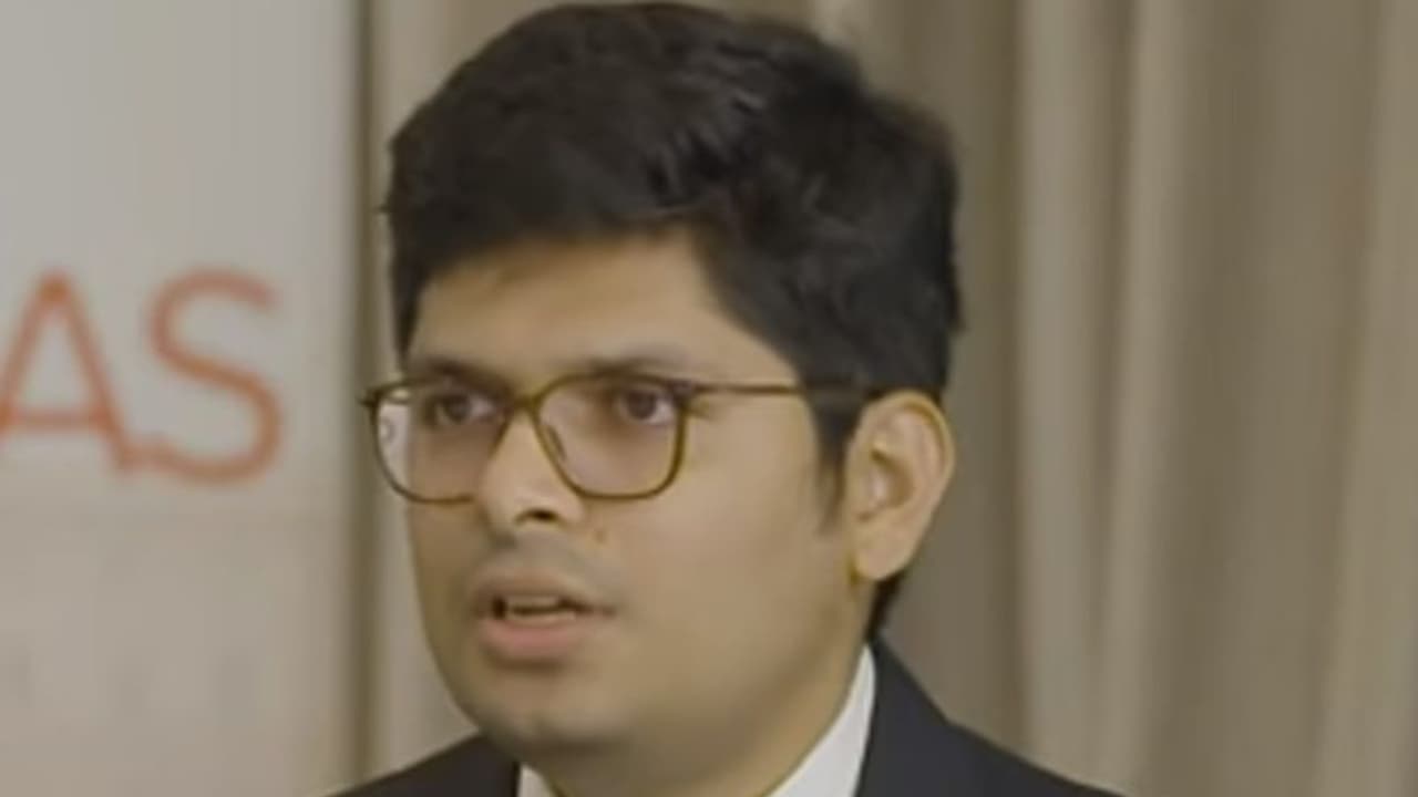 पहले अटेम्प्ट में नहीं निकला प्रीलिम्स, खास स्ट्रेटजी बनाकर अनमोलम ने 2nd अटेम्प्ट में क्रैक कर लिया UPSC 2020