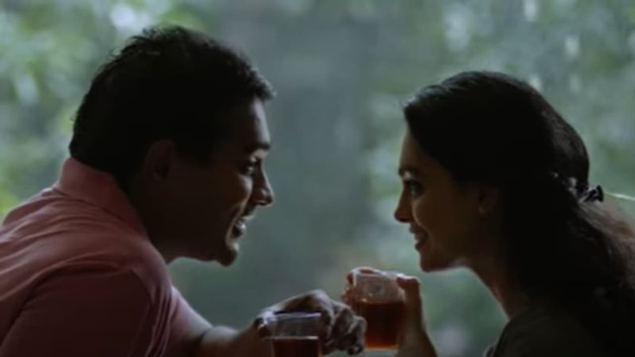 Kunjeldho Trailer : ഒരു കലാലയ പ്രണയകഥ; ആസിഫ് അലിയുടെ 'കുഞ്ഞെല്ദോ ' ട്രെയിലർ Kunjeldho Trailer : ഒരു കലാലയ പ്രണയകഥ; ആസിഫ് അലിയുടെ 'കുഞ്ഞെല്ദോ ' ട്രെയിലർ