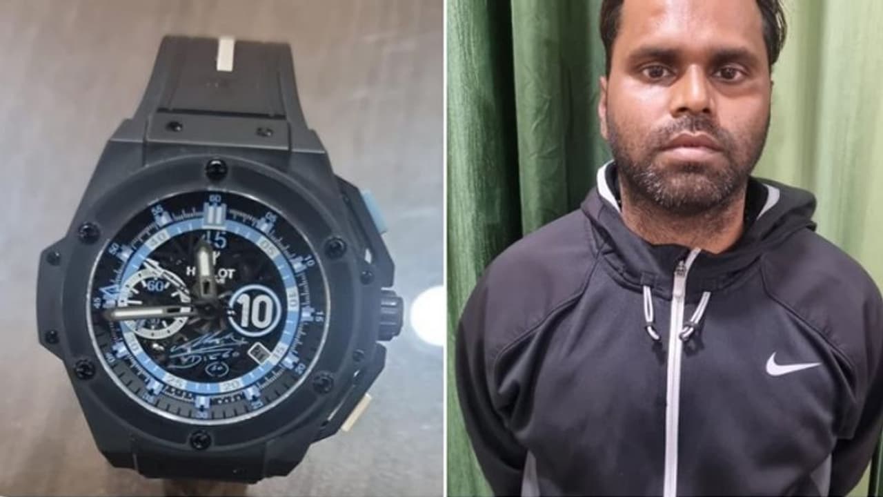 फुटबॉलर Diego Maradona की 20 लाख की घड़ी चुराकर भागा था चोर, पुलिस ने असम में पकड़ा फुटबॉलर Diego Maradona की 20 लाख की घड़ी चुराकर भागा था चोर, पुलिस ने असम में पकड़ा