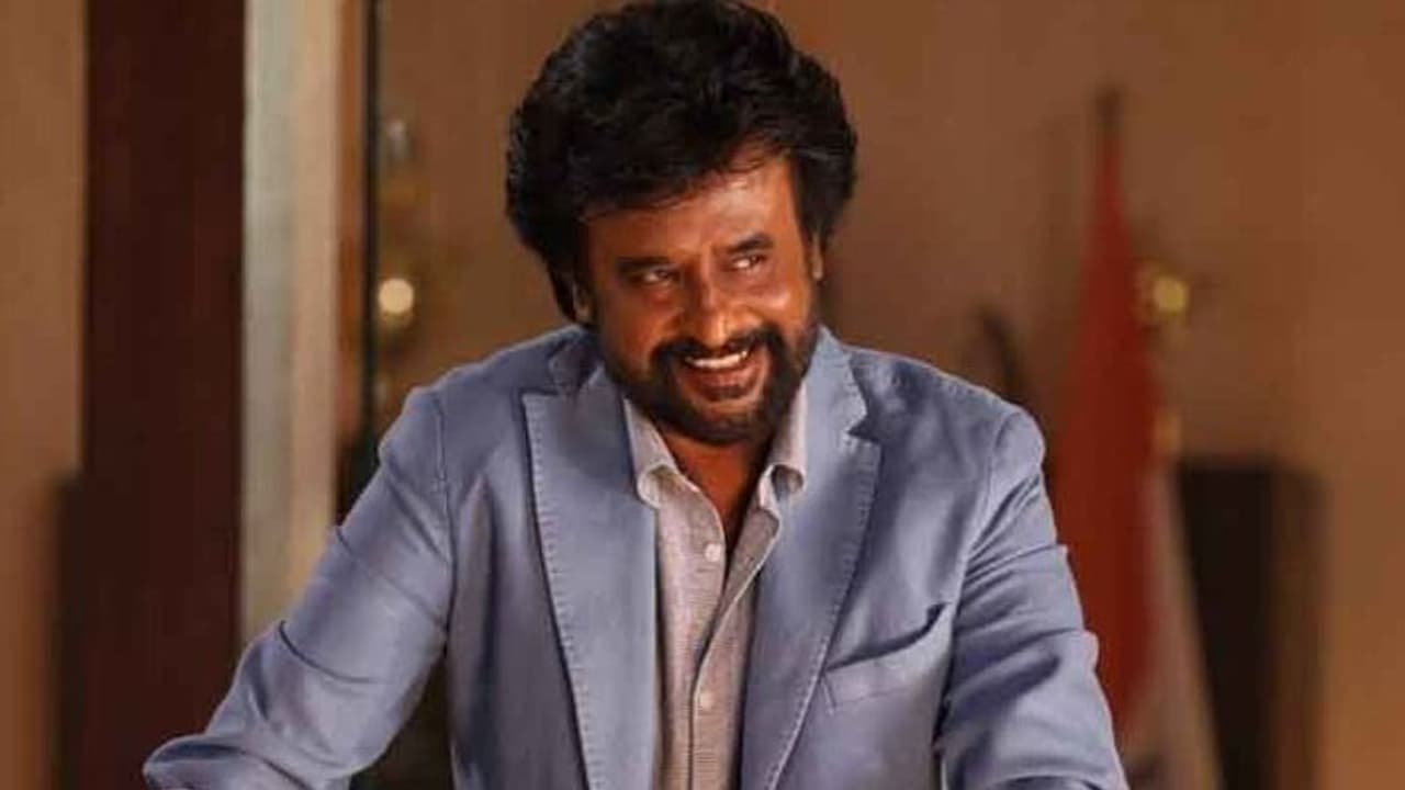 నా జీవితంలో సంతోషం లేదు..సూపర్ స్టార్ రజనీకాంత్ సంచలన వ్యాఖ్యలు నా జీవితంలో సంతోషం లేదు..సూపర్ స్టార్ రజనీకాంత్ సంచలన వ్యాఖ్యలు