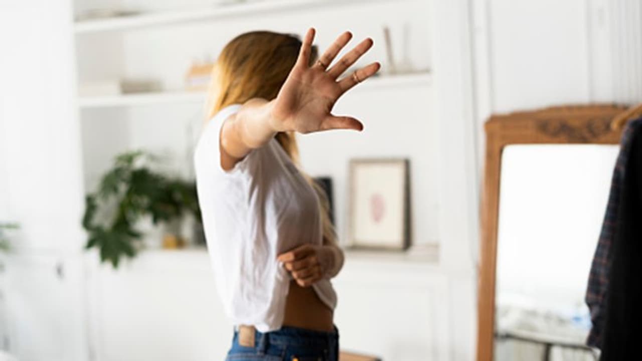 दोस्त ने दिया धोखा: लड़की को अपने साथ ले गया, 4 दिन कैद में रखा बलात्कार किया, ऐसे खुली पोल