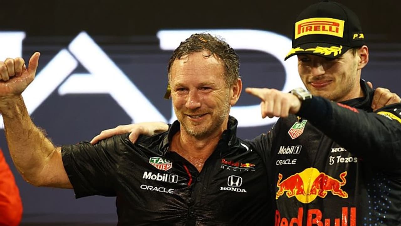 Abu Dhabi GP: ফর্মুলা ওয়ানে টানটান উত্তেজনা, লাস্ট ল্যাপে হ্যামিলটনকে হারালেন ভেরস্তাপেন Abu Dhabi GP: ফর্মুলা ওয়ানে টানটান উত্তেজনা, লাস্ট ল্যাপে হ্যামিলটনকে হারালেন ভেরস্তাপেন