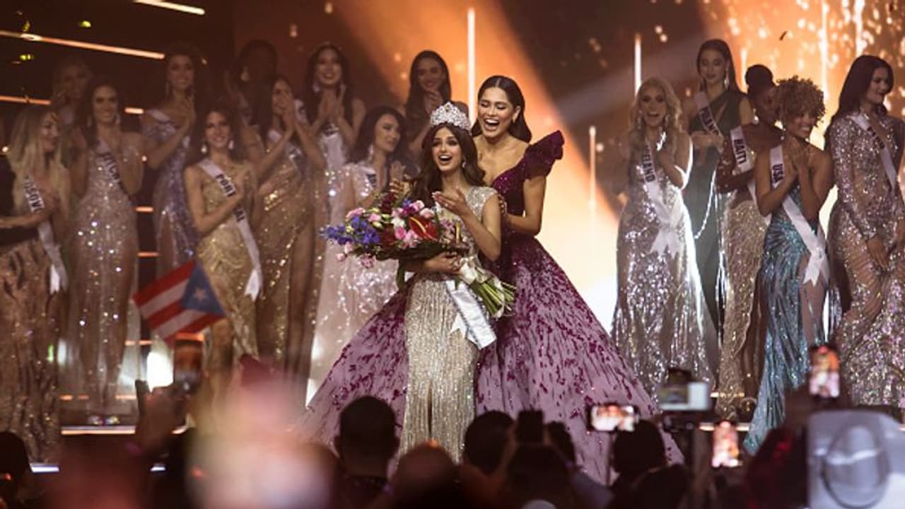 Miss Universe Harnaaz Sandhu: রাতারাতি কত টাকা পুরস্কার জিতলেন সান্ধু, জানুন মিস ইউনিভার্স মুকুটের অর্থমূল্য Miss Universe Harnaaz Sandhu: রাতারাতি কত টাকা পুরস্কার জিতলেন সান্ধু, জানুন মিস ইউনিভার্স মুকুটের অর্থমূল্য