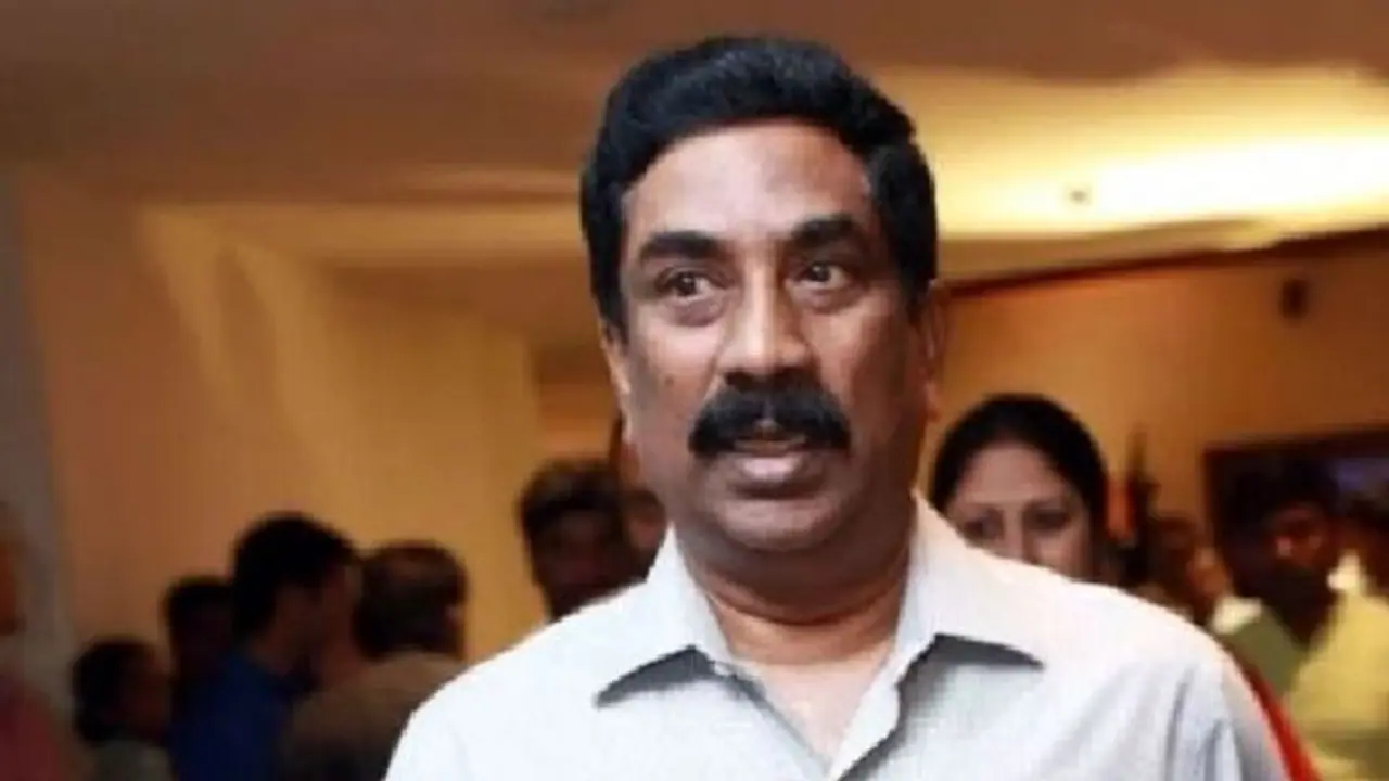 Vemuri Radhakrishna ఏబీఎన్ ఎండీ రాధాకృష్ణపై ఎఫ్ఐఆర్ నమోదు.. Vemuri Radhakrishna ఏబీఎన్ ఎండీ రాధాకృష్ణపై ఎఫ్ఐఆర్ నమోదు..