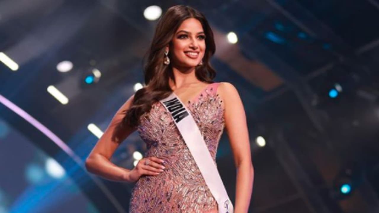Miss Universe 2021: हरनाज संधू के पास हैं ये डिग्रियां, जानें कैसे चुनी जाती हैं मिस यूनिवर्स