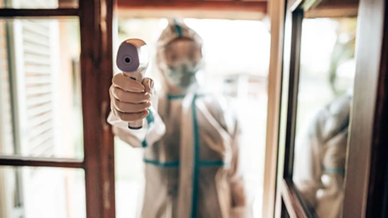 Omicron Case ಹೊಸ ತಳಿ ವೈರಸ್ ಅಪಯಕಾರಿ, ಚೀನಾ ಪಾಕ್ನಲ್ಲಿ ಮೊದಲ ಒಮಿಕ್ರೋನ್ ಕೇಸ್ ! Omicron Case ಹೊಸ ತಳಿ ವೈರಸ್ ಅಪಯಕಾರಿ, ಚೀನಾ ಪಾಕ್ನಲ್ಲಿ ಮೊದಲ ಒಮಿಕ್ರೋನ್ ಕೇಸ್ !