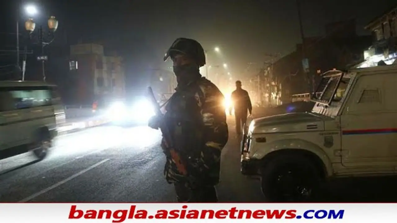 Kulgam encounter: প্রতিশোধ নিল সেনা, গুলির লড়াইয়ে খতম দুই জঙ্গি Kulgam encounter: প্রতিশোধ নিল সেনা, গুলির লড়াইয়ে খতম দুই জঙ্গি