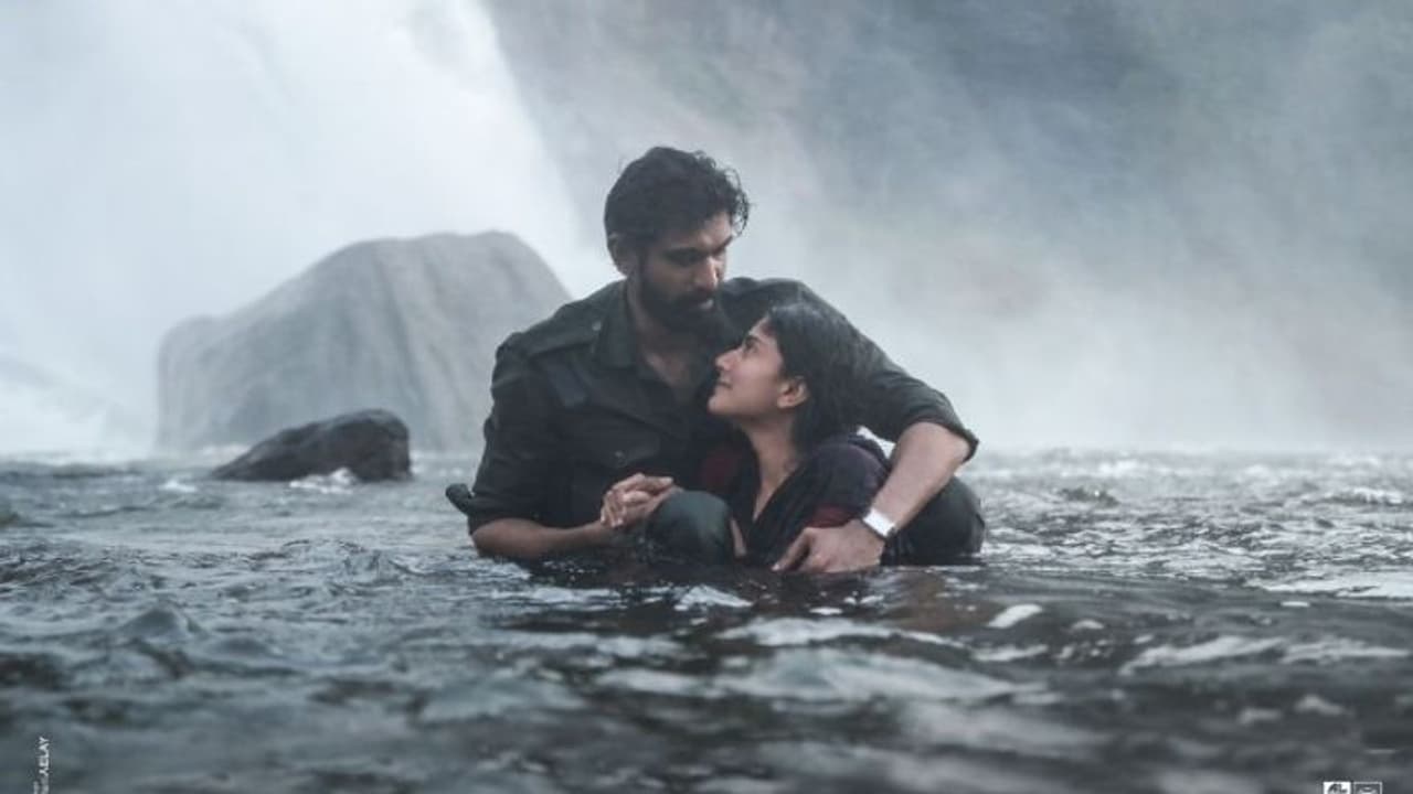 `విరాటపర్వం` నుంచి ఇంట్రెస్టింగ్ అప్డేట్.. రవన్న ఏం చెప్పబోతున్నాడు? `విరాటపర్వం` నుంచి ఇంట్రెస్టింగ్ అప్డేట్.. రవన్న ఏం చెప్పబోతున్నాడు?