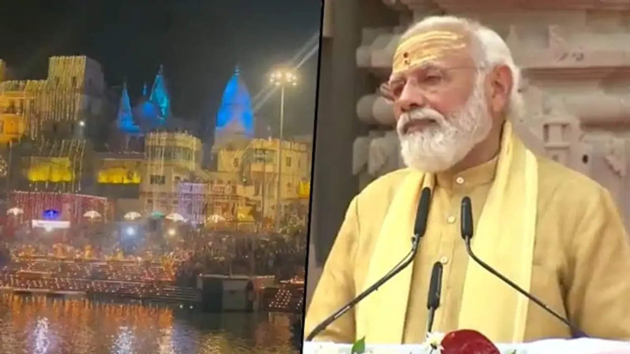 PM Modi joins Ganga Aarti in Varanasi, witnesses laser light show
