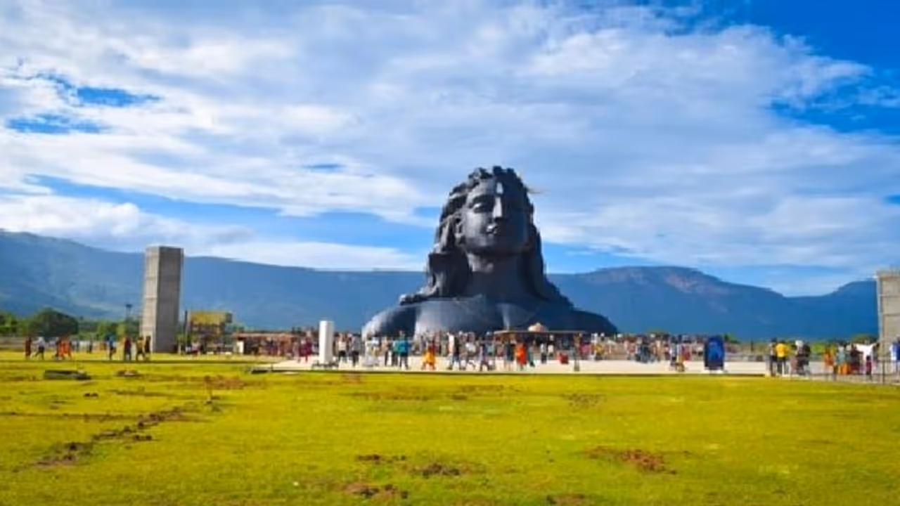 ஈஷாவுக்கு எதிராக எவ்வித நடவடிக்கை எடுக்கக் கூடாது... சென்னை உயர்நீதிமன்றம் அதிரடி உத்தரவு!! ஈஷாவுக்கு எதிராக எவ்வித நடவடிக்கை எடுக்கக் கூடாது... சென்னை உயர்நீதிமன்றம் அதிரடி உத்தரவு!!