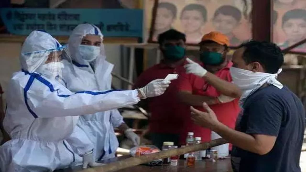 Omicron Variant ಕಂಡು ಕೇಳರಿಯದ ವೇಗದಲ್ಲಿ ಹಬ್ಬುತ್ತಿದೆ ಓಮಿಕ್ರಾನ್, ತಪ್ಪು ಅಭಿಪ್ರಾಯ ಬೇಡ, WHO ಎಚ್ಚರಿಕೆ! Omicron Variant ಕಂಡು ಕೇಳರಿಯದ ವೇಗದಲ್ಲಿ ಹಬ್ಬುತ್ತಿದೆ ಓಮಿಕ್ರಾನ್, ತಪ್ಪು ಅಭಿಪ್ರಾಯ ಬೇಡ, WHO ಎಚ್ಚರಿಕೆ!