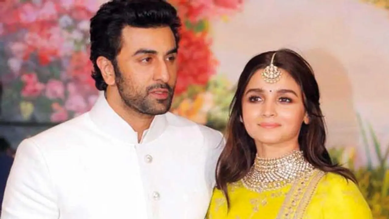 Alia Bhatt Ranbir Kapoor की सामने आई वेडिंग डिटेल्स, यहां लेंगे दोनों 7 फेरे, इस दिन होगी शादी
