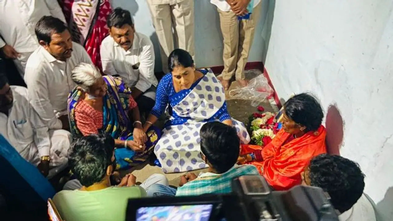 సీఎం సొంత జిల్లాలో మరో అన్నదాత ఆత్మహత్య... వైఎస్ షర్మిల ఆవేదన (Video)