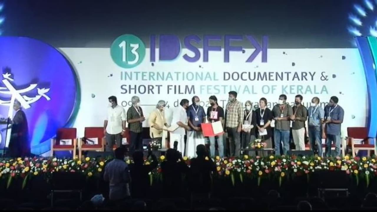 IDSFFK : ഡോക്യുമെന്‍ററി ഹ്രസ്വചിത്ര മേളയ്ക്ക് കൊടിയിറക്കം; 'മൈ മദേഴ്സ് ഗേള്‍ഫ്രണ്ട്' മികച്ച ചിത്രം