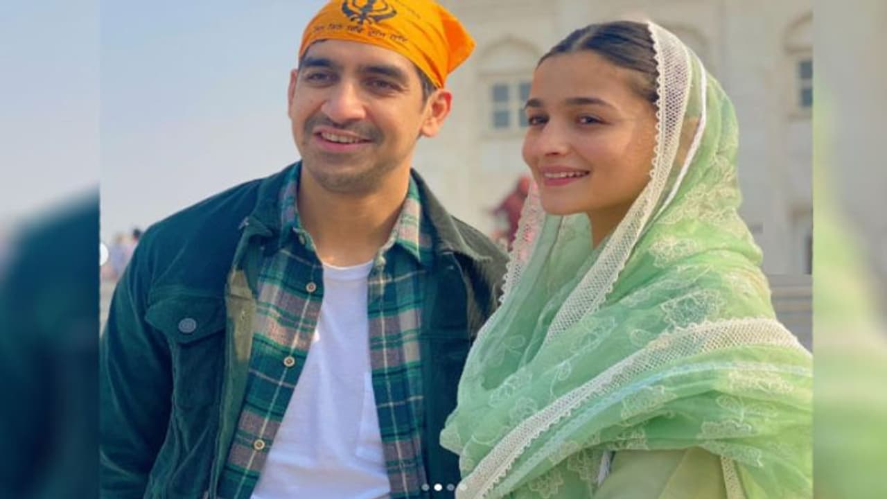 Brahmastra से जल्द उठेगा पर्दा, Alia bhatt अयान मुखर्जी के साथ आशीर्वाद लेने पहुंची बंगला साहिब गुरुद्वारे