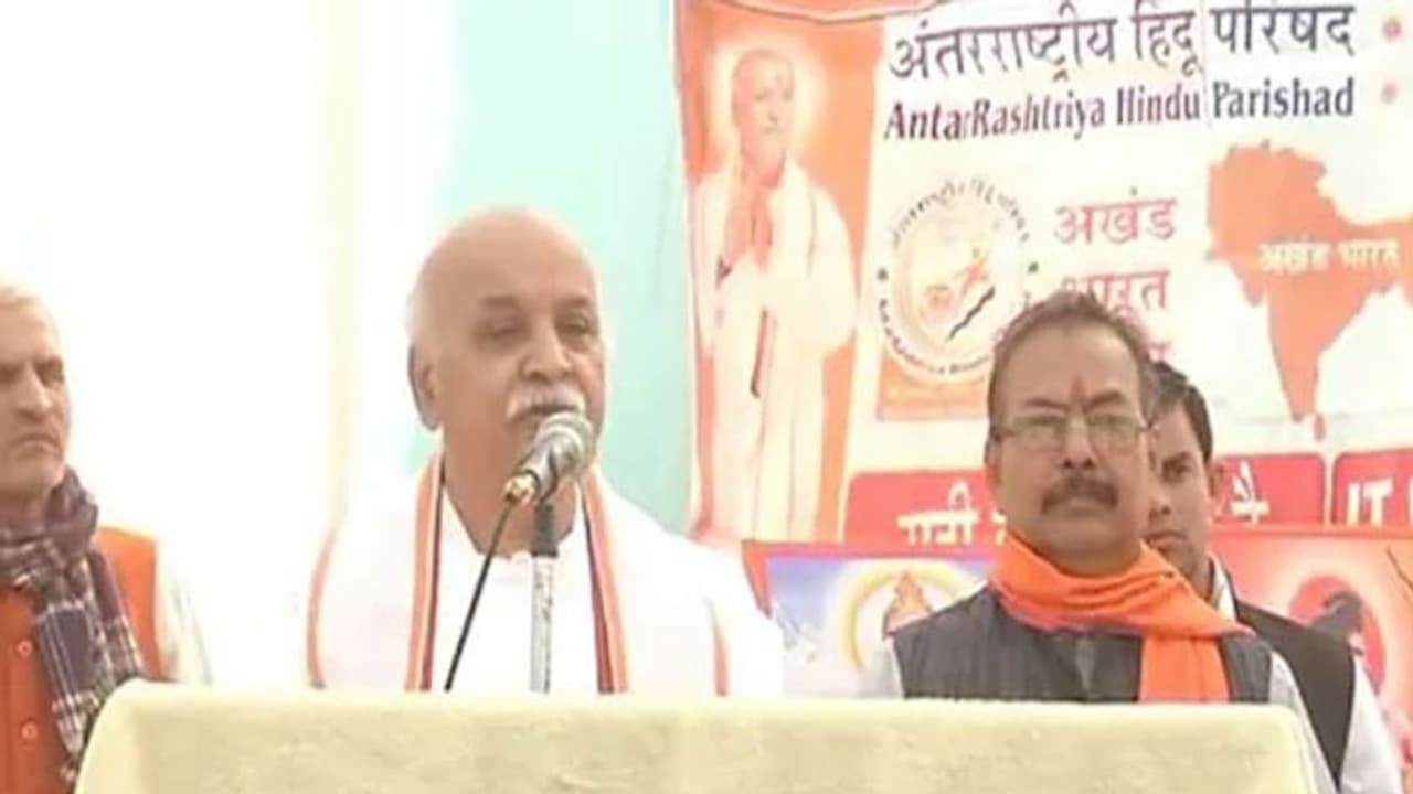 चॉकलेट मत बांटो हमें काशी विश्वनाथ और कृष्ण जन्मभूमि के भव्य मंदिर से संतोष होगा: प्रवीण तोगड़िया चॉकलेट मत बांटो हमें काशी विश्वनाथ और कृष्ण जन्मभूमि के भव्य मंदिर से संतोष होगा: प्रवीण तोगड़िया