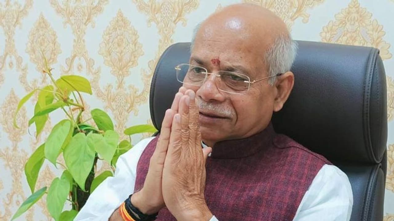 BJP MP calls opposition MP's Omicron : പ്രതിഷേധിക്കുന്ന എംപിമാരെ ഒമിക്രോണ് എന്ന് വിശേഷിപ്പിച്ച് ബിജെപി എംപി BJP MP calls opposition MP's Omicron : പ്രതിഷേധിക്കുന്ന എംപിമാരെ ഒമിക്രോണ് എന്ന് വിശേഷിപ്പിച്ച് ബിജെപി എംപി