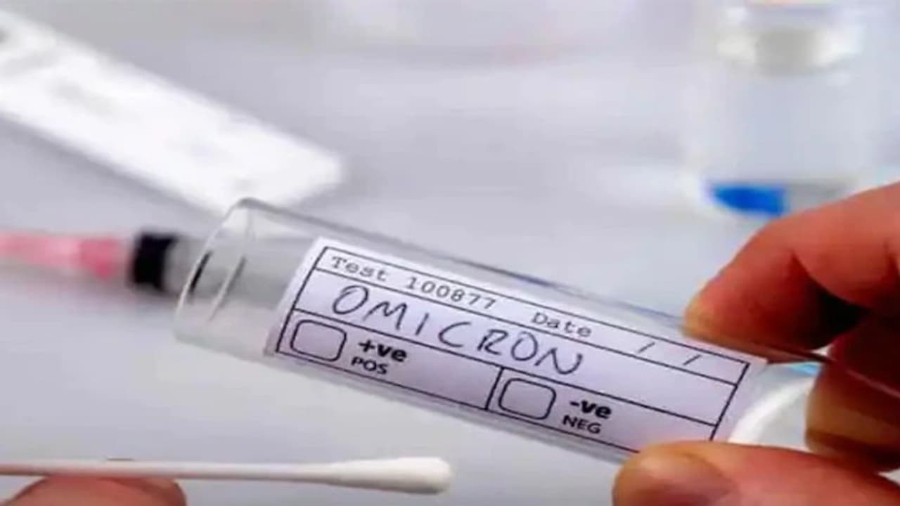 लखनऊ में फिर बढ़े कोरोना केस, कोविड वार्ड खोलने के मिले निर्देश