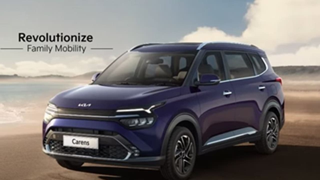 Kia Carens : അഞ്ച് വകഭേദങ്ങളിലും മൂന്ന് എഞ്ചിൻ ഓപ്ഷനുകളിലും കിയ കാരന്‍സ് എത്തും