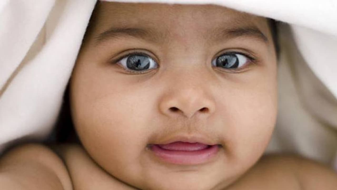 बच्चों को जन्म के समय ही मिल जाएगा Aadhar Card, 5 साल की उम्र के बाद लिया जाएगा बायोमेट्रिक डेटा बच्चों को जन्म के समय ही मिल जाएगा Aadhar Card, 5 साल की उम्र के बाद लिया जाएगा बायोमेट्रिक डेटा