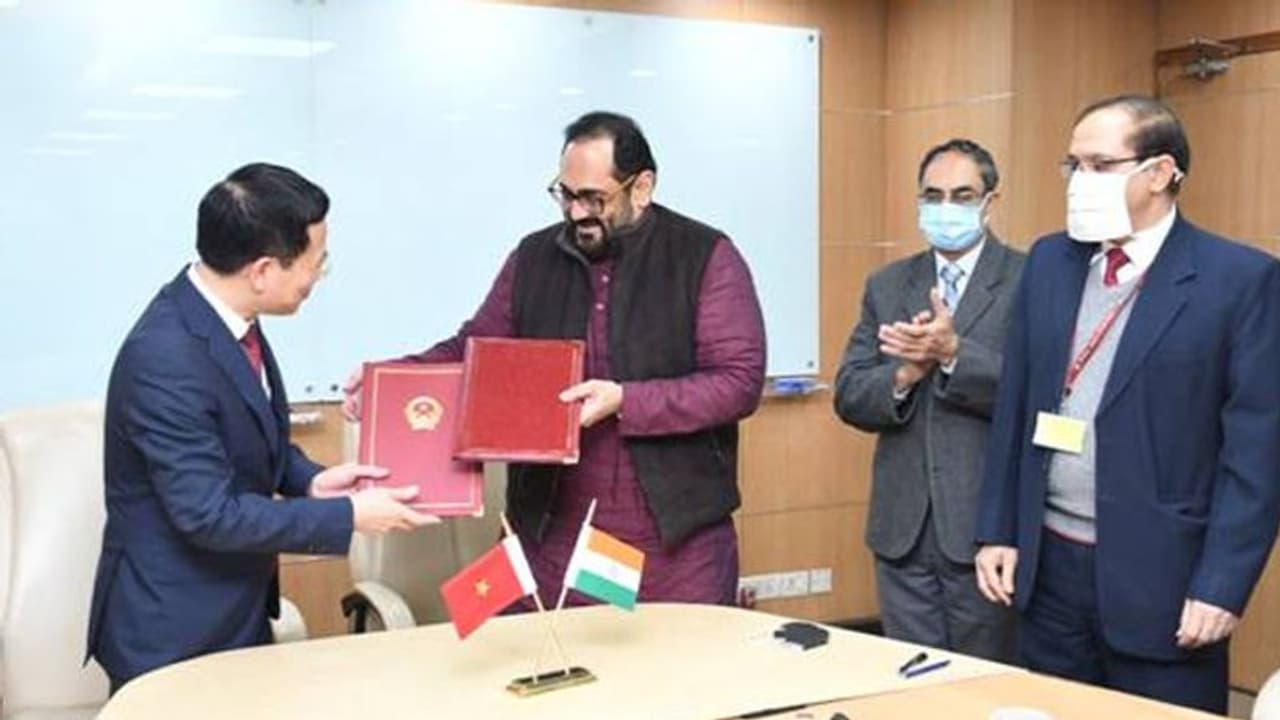 डिजिटल इकोनॉमी को बढ़ावा देने भारत और वितयनाम ने मिलाया हाथ, जानिए क्या होगा फायदा डिजिटल इकोनॉमी को बढ़ावा देने भारत और वितयनाम ने मिलाया हाथ, जानिए क्या होगा फायदा