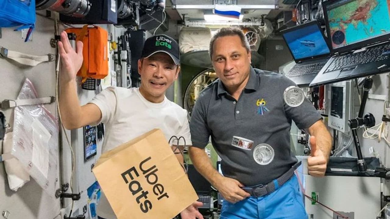 Uber Eats ने स्पेस पर की पहली फूड डिलीवरी, साढ़े 8 घंटे में 248 मील का सफर कर पहुंचाया जापानी खाना Uber Eats ने स्पेस पर की पहली फूड डिलीवरी, साढ़े 8 घंटे में 248 मील का सफर कर पहुंचाया जापानी खाना