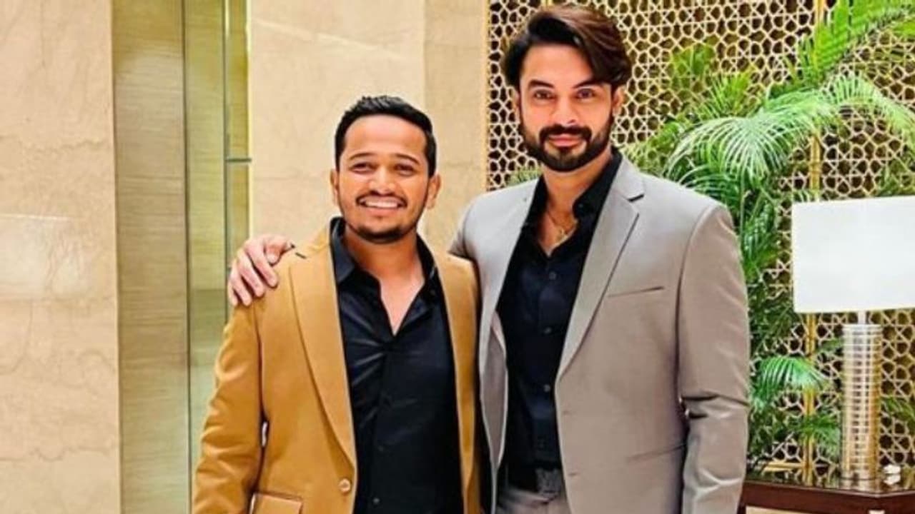 Minnal Murali : 'മിന്നല് മുരളി'ക്ക് വേള്ഡ് പ്രീമിയറില് ഗംഭീര പ്രതികരണം, ആവേശഭരിതനായി ടൊവിനൊ തോമസ് Minnal Murali : 'മിന്നല് മുരളി'ക്ക് വേള്ഡ് പ്രീമിയറില് ഗംഭീര പ്രതികരണം, ആവേശഭരിതനായി ടൊവിനൊ തോമസ്