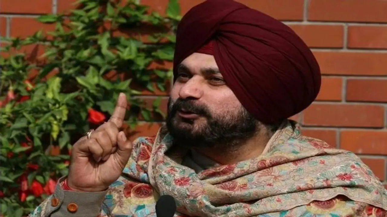 Punjab Election 2022: सिद्धू बोले केजरीवाल राजनीतिक पर्यटक, चुनाव में दिखते, पंजाब के बारे में शून्य ज्ञानी Punjab Election 2022: सिद्धू बोले केजरीवाल राजनीतिक पर्यटक, चुनाव में दिखते, पंजाब के बारे में शून्य ज्ञानी