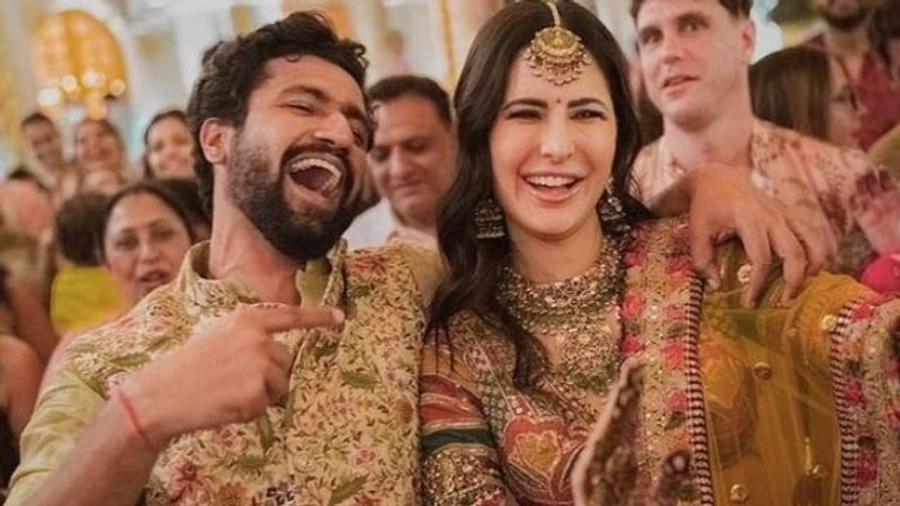 Kat In New Movie বিয়ের পর কি এমন ঘটল, ভিকির সঙ্গে প্রথম ক্রিসমাস কেন সেলিব্রেট করলেন না ক্যাটরিনা Kat In New Movie বিয়ের পর কি এমন ঘটল, ভিকির সঙ্গে প্রথম ক্রিসমাস কেন সেলিব্রেট করলেন না ক্যাটরিনা