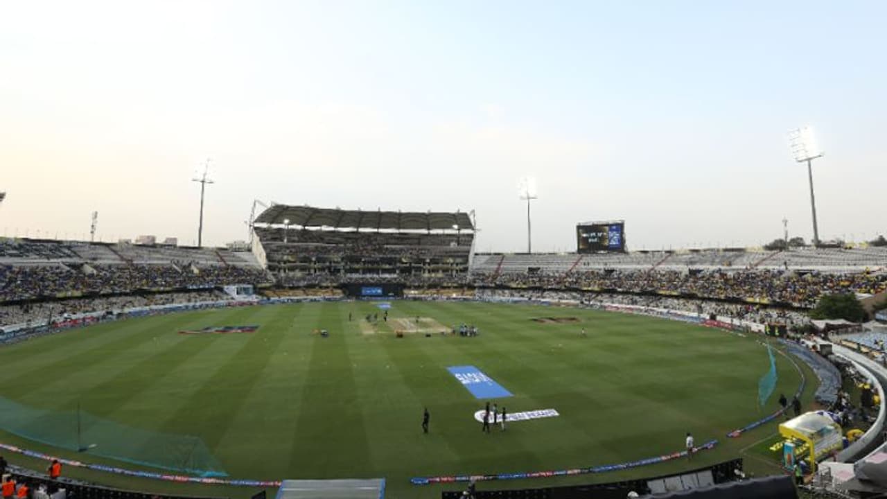 IPL Media Rights Tender : പ്രതീക്ഷ 40000 കോടി! ഐപിഎല്‍ സംപ്രേഷണാവകാശം വിറ്റ് പണം വാരാന്‍ ബിസിസിഐ റിപ്പോര്‍ട്ട്