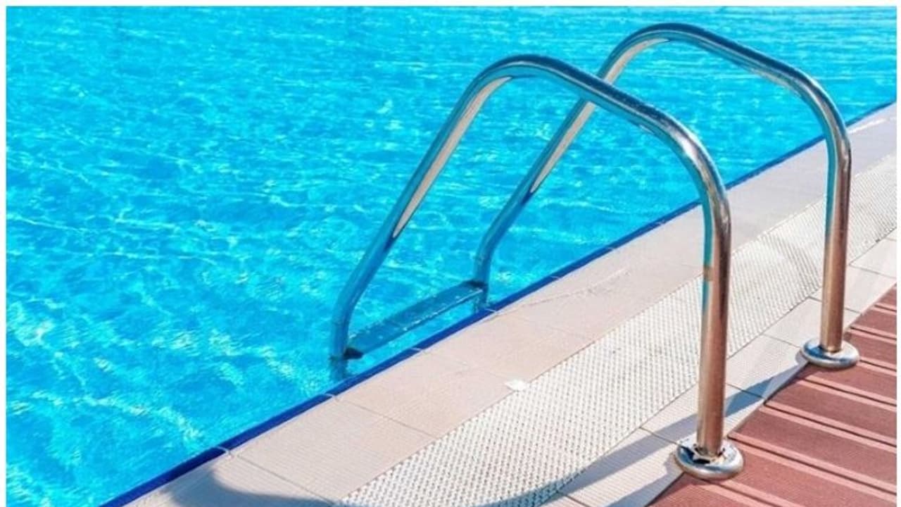 അവധി ആഘോഷത്തിനിടെ വില്ലനായി മരണം, റിസോട്ടിലെ നീന്തൽക്കുളത്തിൽ മുങ്ങി 7 വയസുകാരന് ദാരുണാന്ത്യം