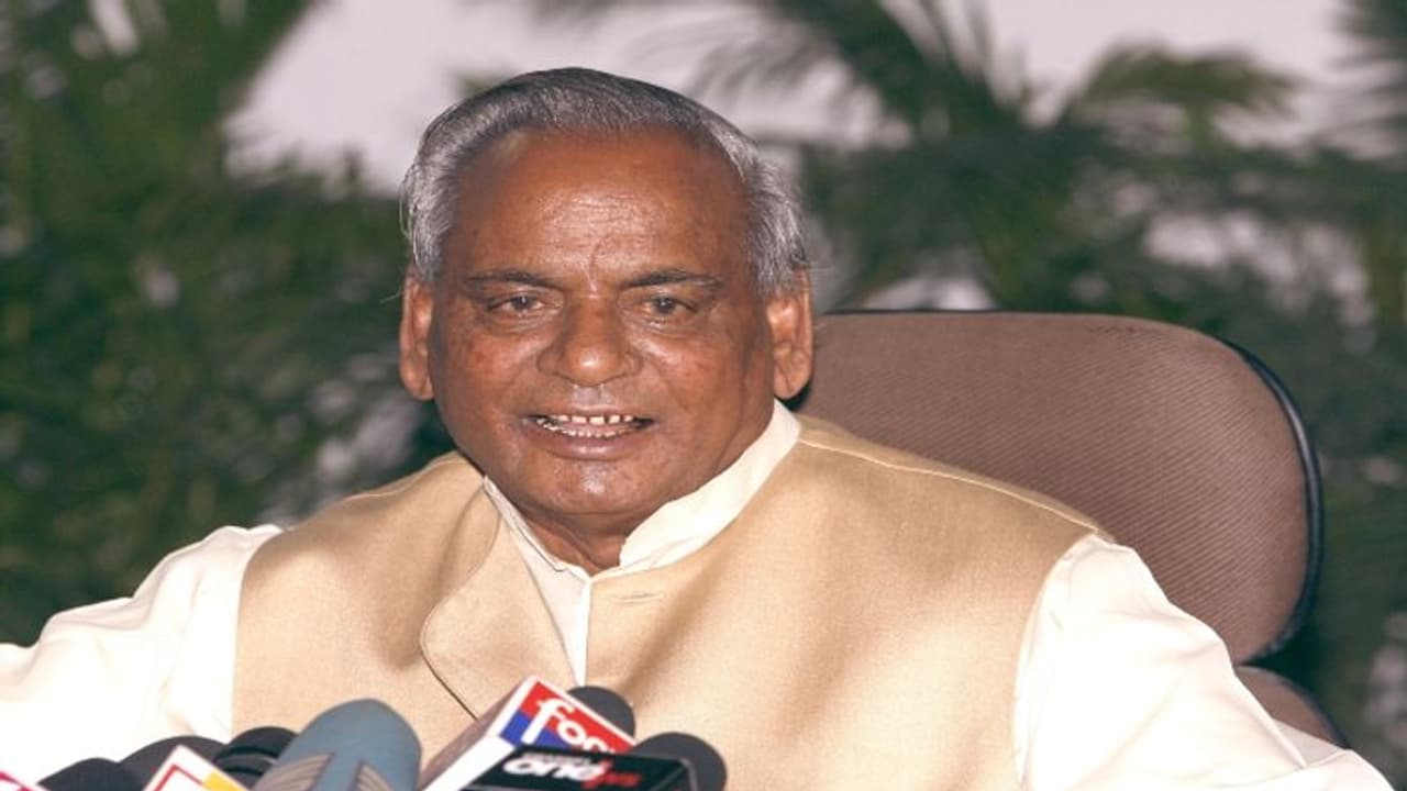 राष्ट्रपति रामनाथ कोविंद सोमवार को मरणोपरांत कल्याण सिंह को पद्म विभूषण से करेंगे सम्मानित