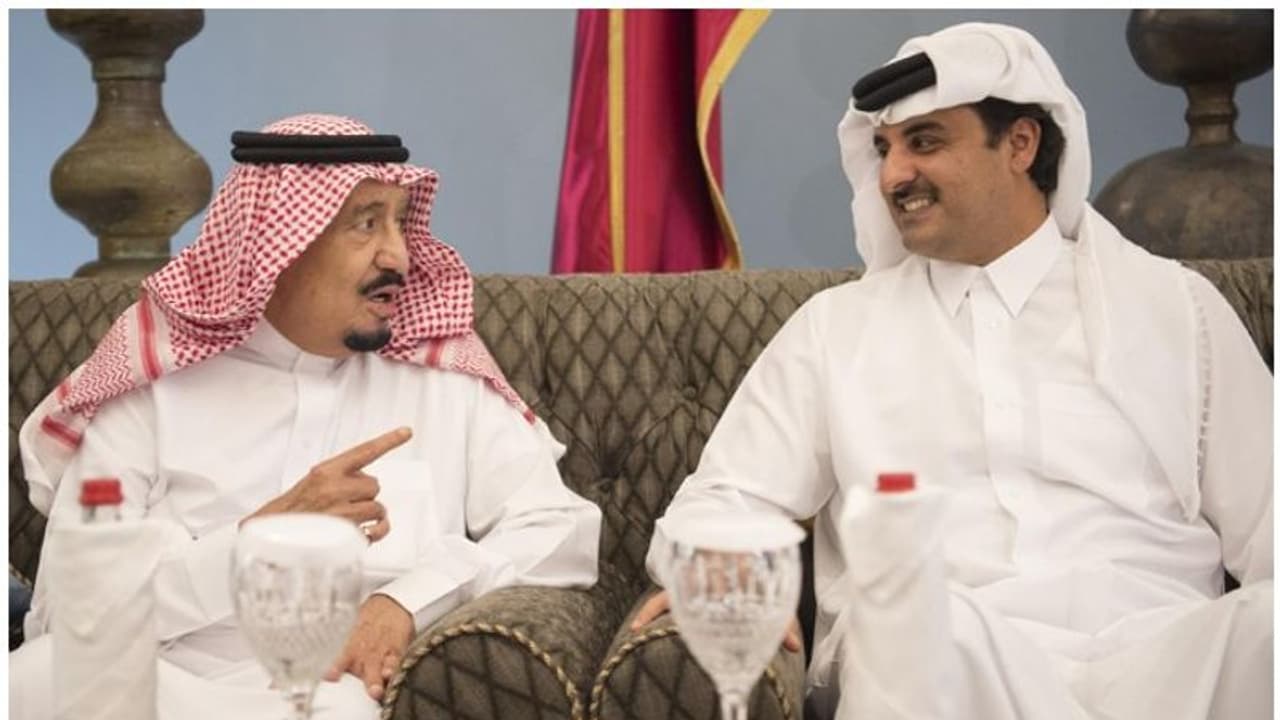 Qatar National Day : ദേശീയ ദിനം; ഖത്തര് അമീറിന് ആശംസകളറിയിച്ച് സൗദി രാജാവും കിരീടാവകാശിയും Qatar National Day : ദേശീയ ദിനം; ഖത്തര് അമീറിന് ആശംസകളറിയിച്ച് സൗദി രാജാവും കിരീടാവകാശിയും