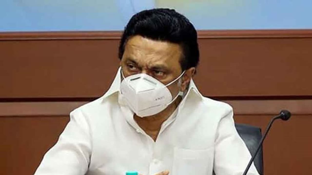 Stalin on Omicron : கொரோனா பாடங்களை மறக்காதீங்க.. கூட்டமா இருக்குற இடத்துக்கு போவாதீங்க.. ஸ்டாலின் அட்வைஸ்! Stalin on Omicron : கொரோனா பாடங்களை மறக்காதீங்க.. கூட்டமா இருக்குற இடத்துக்கு போவாதீங்க.. ஸ்டாலின் அட்வைஸ்!