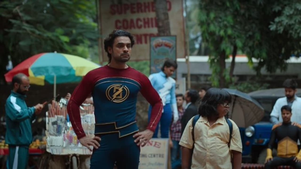 Minnal Murali and Netflix : നെറ്റ്ഫ്ലിക്സിനെ തുണയ്ക്കുമോ മിന്നല്‍ മുരളി? മലയാളം സൂപ്പര്‍ഹീറോയുടെ ഒടിടി വരവ്