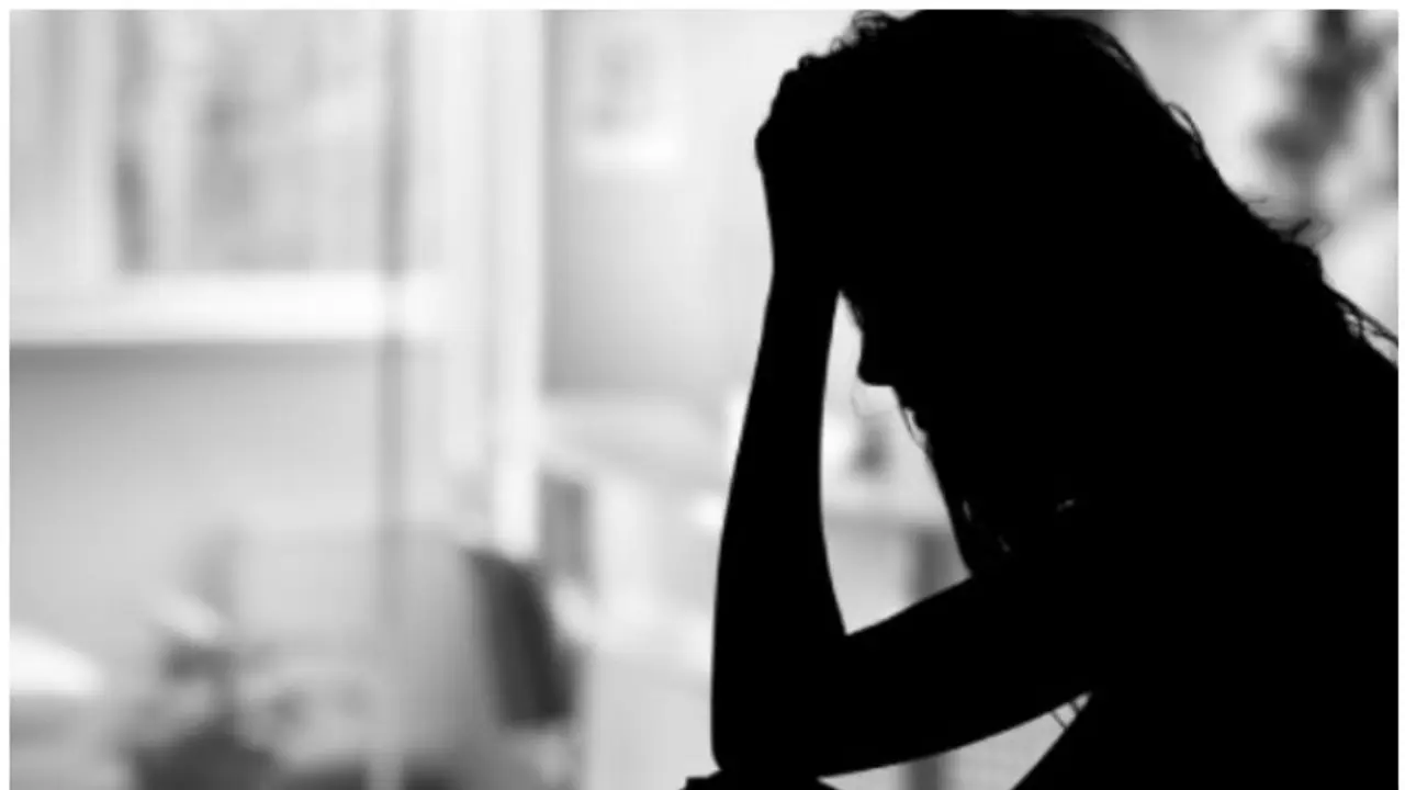 ஆசை ஆசையாய் காதலித்து திருமணம்.. பல பெண்களுடன் தொடர்பு.. மனைவியை விபச்சாரத்தில் தள்ள முயன்ற கொடூர கணவர்..!