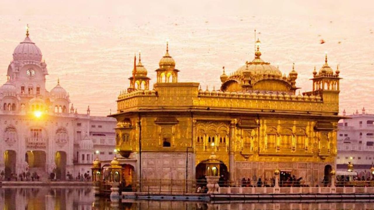 புனித நூலை அவமதித்ததாக இரண்டு பேர் அடித்து கொலை.. நிலவும் பதற்றம் .. பஞ்சாபில் என்ன நடக்கிறது..?