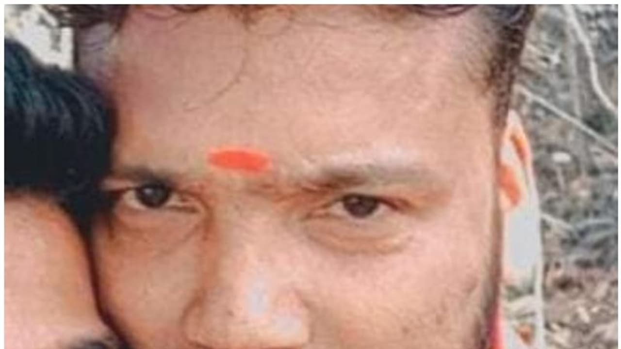 Sudheesh Murder : സുധീഷ് വധക്കേസ് :മുഖ്യപ്രതി രാജേഷ് പിടിയിൽ;പിടികൂടിയത് തമിഴ്നാട്ടിൽ നിന്ന് Sudheesh Murder : സുധീഷ് വധക്കേസ് :മുഖ്യപ്രതി രാജേഷ് പിടിയിൽ;പിടികൂടിയത് തമിഴ്നാട്ടിൽ നിന്ന്