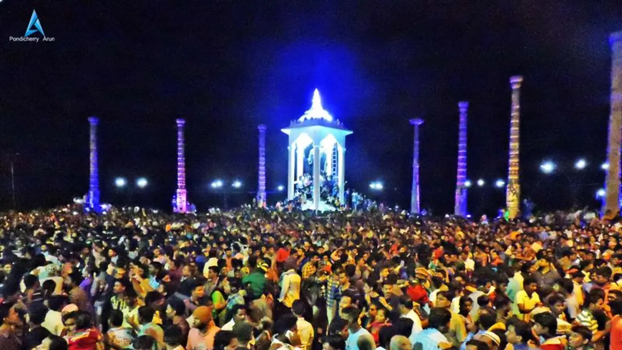 புத்தாண்டு கொண்டாட்டத்திற்கு கட்டுப்பாடு விதிக்கப்படுமா? அமைச்சர் மா.சுப்பிரமணியன் பரபரப்பு விளக்கம்..! புத்தாண்டு கொண்டாட்டத்திற்கு கட்டுப்பாடு விதிக்கப்படுமா? அமைச்சர் மா.சுப்பிரமணியன் பரபரப்பு விளக்கம்..!