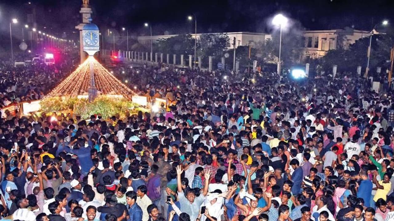 Omicron in India: Delhi bans Christmas, New Year celebrations amid surge in cases Omicron in India: Delhi bans Christmas, New Year celebrations amid surge in cases