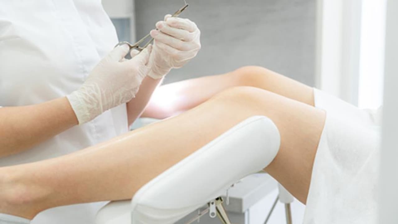 ವೆಬ್‌ ಕ್ಯಾಮೆರಾ ಚಿಕಿತ್ಸೆ, 400 ಮಹಿಳೆಯರ ಗುಪ್ತಾಂಗದ ವಿಡಿಯೋ ಸೆರೆ ಹಿಡಿದ ನಕಲಿ ಸ್ತ್ರೀರೋಗ ತಜ್ಞ!