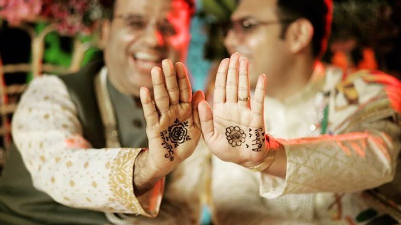 സ്വവർഗ വിവാഹം: ഇന്ത്യൻ സമൂഹവും യാഥാർഥ്യവും; സുപ്രീം കോടതിക്ക് മുന്നിലെ മൂന്ന് ചോദ്യങ്ങൾ സ്വവർഗ വിവാഹം: ഇന്ത്യൻ സമൂഹവും യാഥാർഥ്യവും; സുപ്രീം കോടതിക്ക് മുന്നിലെ മൂന്ന് ചോദ്യങ്ങൾ