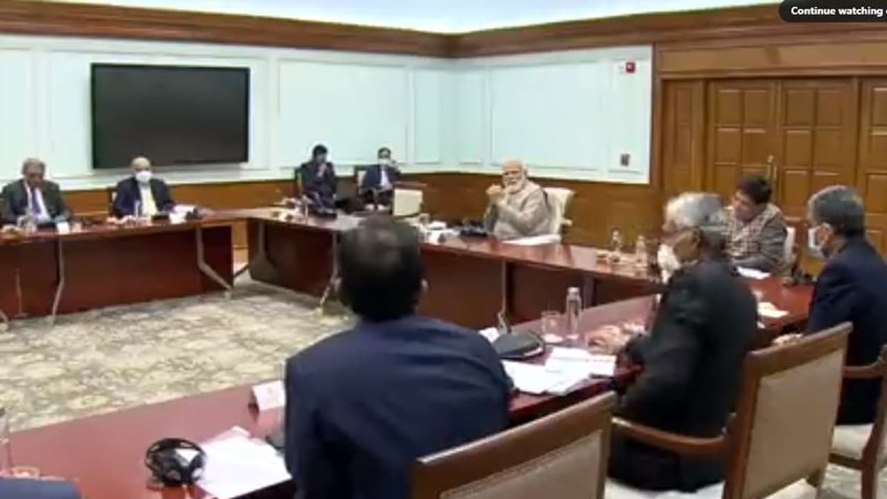 PM Modi meets top CEOs ಬಜೆಟ್‌ಗೂ ಮುನ್ನ ಪ್ರಮುಖ ಖಾಸಗಿ ಕಂಪನಿ ಸಿಇಒ ಜೊತೆ ಪ್ರಧಾನಿ ಮೋದಿ ಸಂವಾದ!