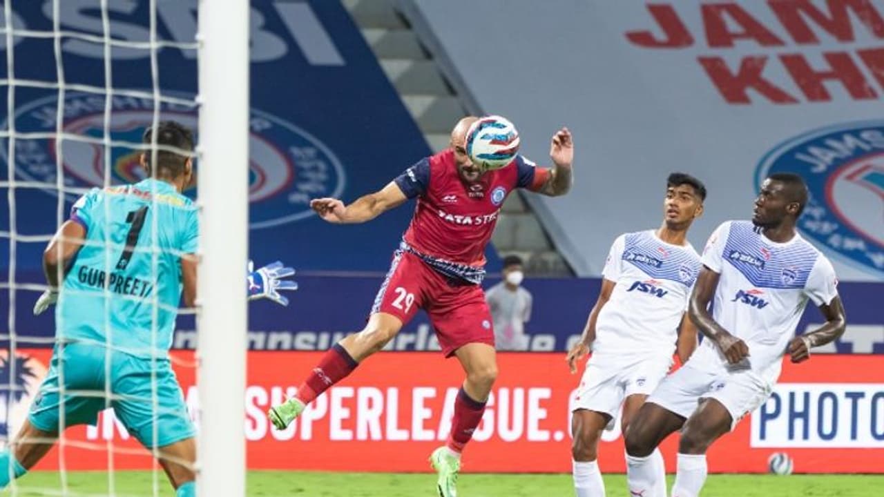 ISL 2021 22 : ഐഎസ്എല്: ഗോളടിക്കാന് മറന്ന് ജംഷഡ്പൂരും ബെംഗലൂരുവും ISL 2021 22 : ഐഎസ്എല്: ഗോളടിക്കാന് മറന്ന് ജംഷഡ്പൂരും ബെംഗലൂരുവും
