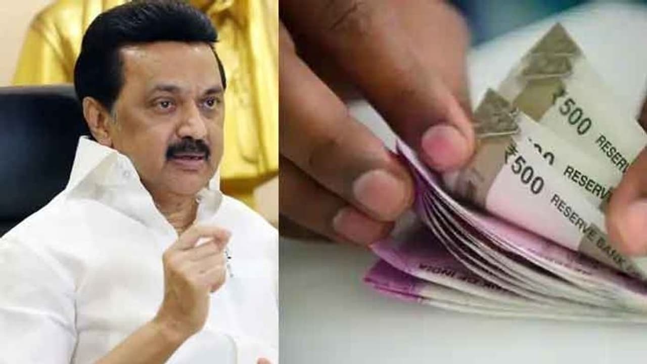 குடும்ப தலைவிகளுக்கு மாதம் ரூ.1000 எப்போது? அமைச்சர் நாசர் சொன்ன முக்கிய தகவல்..! குடும்ப தலைவிகளுக்கு மாதம் ரூ.1000 எப்போது? அமைச்சர் நாசர் சொன்ன முக்கிய தகவல்..!