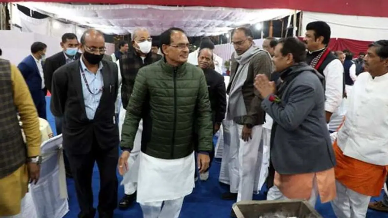 MP में भी UP मॉडल, मगर थोड़ा कमजोर: हिंसा से नुकसान की वसूली करेगी शिवराज सरकार, आज विधानसभा में पेश होगा बिल MP में भी UP मॉडल, मगर थोड़ा कमजोर: हिंसा से नुकसान की वसूली करेगी शिवराज सरकार, आज विधानसभा में पेश होगा बिल