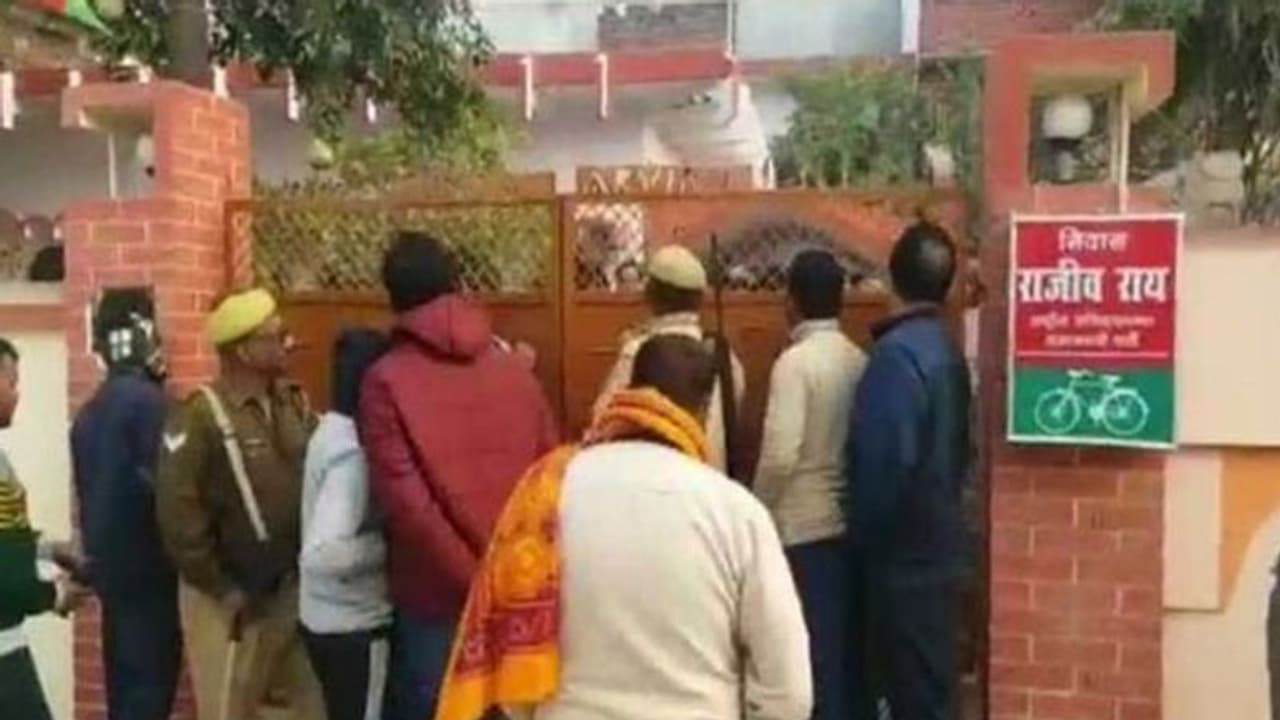 चार दिन बाद खत्म हुई सपा नेताओं के घर से IT की छापेमारी, जल्द हो सकता है बड़ा खुलासा