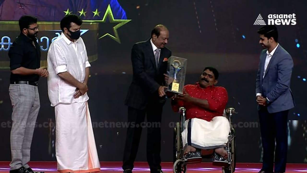 'സലാം കുമാറിന് വീട്, ജേതാക്കള്ക്ക് ഒരു ലക്ഷം': 'സല്യൂട്ട് കേരളം' പരിപാടിയിൽ എംഎ യൂസഫലിയുടെ പ്രഖ്യാപനം 'സലാം കുമാറിന് വീട്, ജേതാക്കള്ക്ക് ഒരു ലക്ഷം': 'സല്യൂട്ട് കേരളം' പരിപാടിയിൽ എംഎ യൂസഫലിയുടെ പ്രഖ്യാപനം