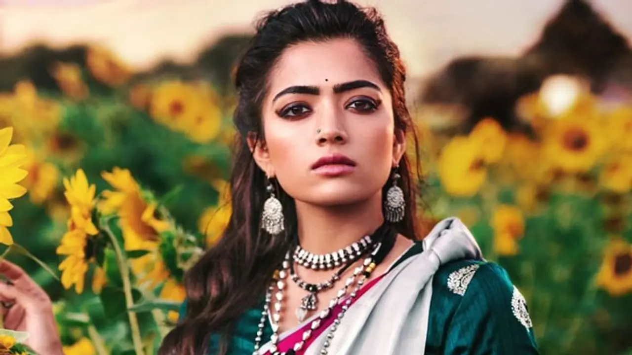 एंटरटेनमेंट इंडस्ट्री में कैसी होती है स्टार्स की जिंदगी पर Rashmika Mandanna ने किया खुलासा, बताया सच एंटरटेनमेंट इंडस्ट्री में कैसी होती है स्टार्स की जिंदगी पर Rashmika Mandanna ने किया खुलासा, बताया सच